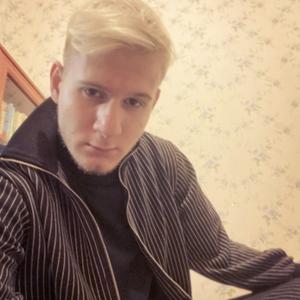 Парни в Талнахе: Алексей, 22 - ищет девушку из Талнаха
