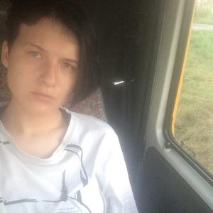 Девушки в Калининграде: Екатерина, 27 - ищет парня из Калининграда