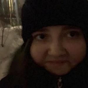 Девушки в Новосибирске: Полина, 19 - ищет парня из Новосибирска