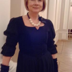 Лариса, 69 лет, Санкт-Петербург