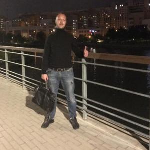 Виталий, 37 лет, Москва