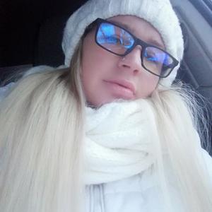 Девушки в Серпухове: Инна Николаевна, 44 - ищет парня из Серпухова