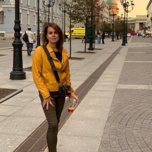 Девушки в Санкт-Петербурге: Майя, 45 - ищет парня из Санкт-Петербурга