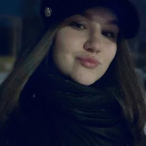 Девушки в Нижний Новгороде: Анна Матвеева, 21 - ищет парня из Нижний Новгорода