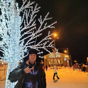 Парни в Петрозаводске: Максим Шемет, 23 - ищет девушку из Петрозаводска