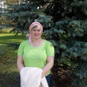 Девушки в Ижевске: Ольга, 54 - ищет парня из Ижевска