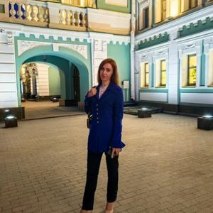 Девушки в Омске: Валерия, 43 - ищет парня из Омска