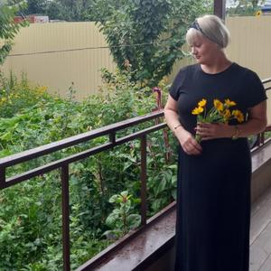 Девушки в Таганроге: Ева, 42 - ищет парня из Таганрога