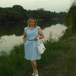 Девушки в Невинномысске: Таня, 52 - ищет парня из Невинномысска