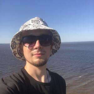 Парни в Зеленодольске (Татарстан): Дмитрий, 24 - ищет девушку из Зеленодольска (Татарстан)