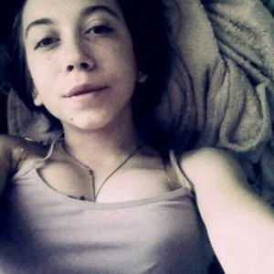Девушки в Оренбурге: Настюшка, 23 - ищет парня из Оренбурга
