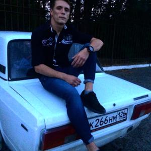 Иван, 25 лет, Михайловск
