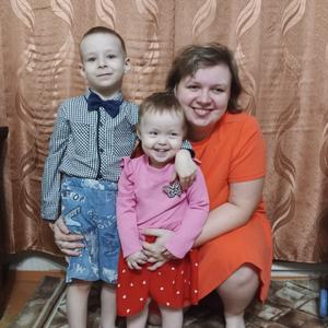 Парни в Сыктывкаре: Юлия, 32 - ищет девушку из Сыктывкара