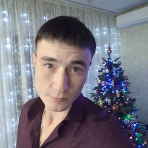 Парни в Якутске: Руслан, 34 - ищет девушку из Якутска