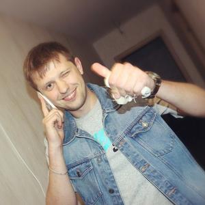 Парни в Бердске: Антон, 34 - ищет девушку из Бердска