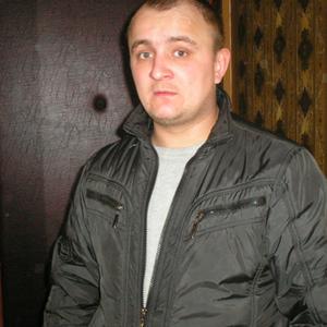 Парни в Череповце: Санёк Сухарев, 39 - ищет девушку из Череповца