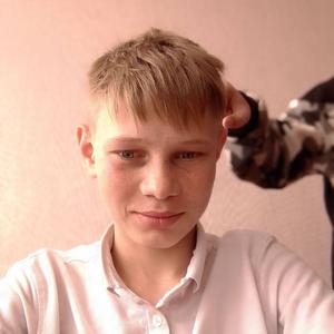 Влад, 18 лет, Москва