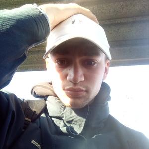 Руслан, 23 года, Нижнекамск