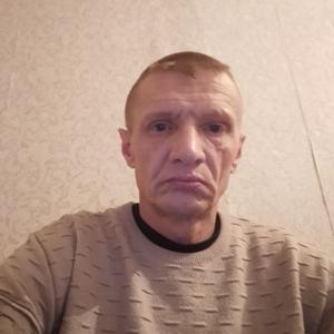 Илья, 48 лет, Междуреченск