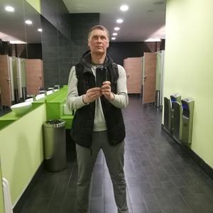 Парни в Петрозаводске: Олег, 50 - ищет девушку из Петрозаводска