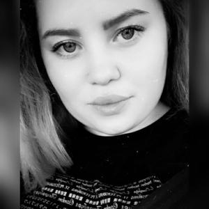 Девушки в Ульяновске: Дарья, 22 - ищет парня из Ульяновска