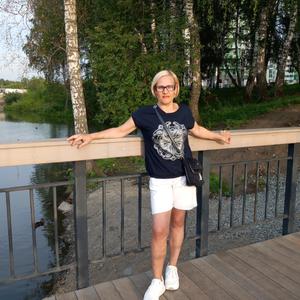 Девушки в Кемерово: Алёна, 47 - ищет парня из Кемерово