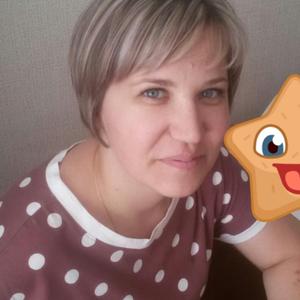 Девушки в Котовске: Кира, 41 - ищет парня из Котовска