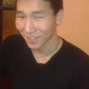 Парни в Якутске: Bbjjkjhg, 28 - ищет девушку из Якутска