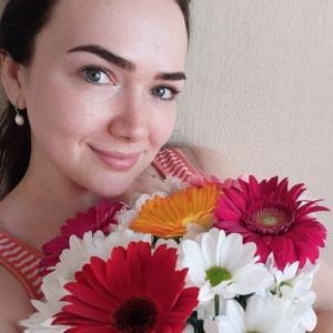 Девушки в Новосибирске: Алёна, 31 - ищет парня из Новосибирска