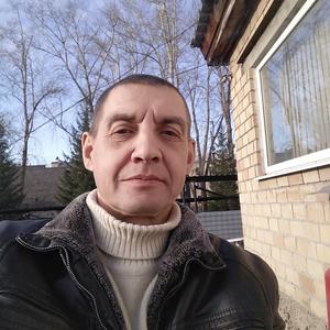 Парни в Каменск-Уральский: Дмитрий, 54 - ищет девушку из Каменск-Уральский
