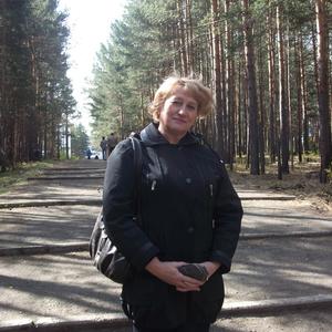 Девушки в Новокузнецке: Анна, 69 - ищет парня из Новокузнецка
