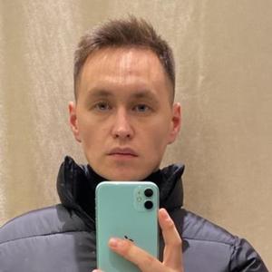 Парни в Владивостоке: Сергей, 26 - ищет девушку из Владивостока