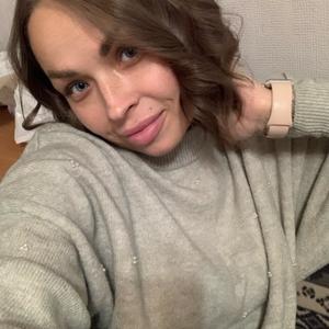 Девушки в Санкт-Петербурге: Маргарита, 32 - ищет парня из Санкт-Петербурга