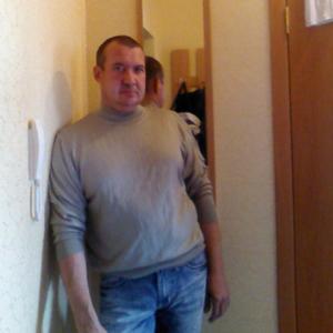 Парни в Ноябрьске: Фарит, 47 - ищет девушку из Ноябрьска