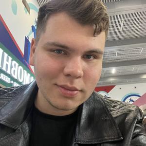 Максим, 24 года, Челябинск