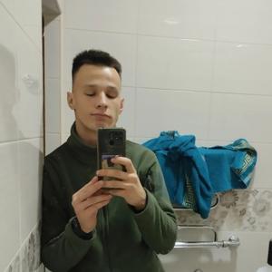 Алексей, 22 года, Владивосток
