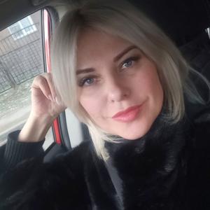 Veronika, 46 лет, Санкт-Петербург