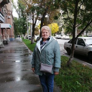 Девушки в Саратове: Любовь, 62 - ищет парня из Саратова