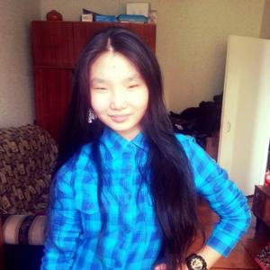 Девушки в Якутске: Лилия, 22 - ищет парня из Якутска