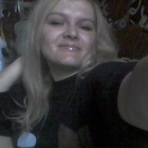 Девушки в Кемерово: Евгения, 35 - ищет парня из Кемерово