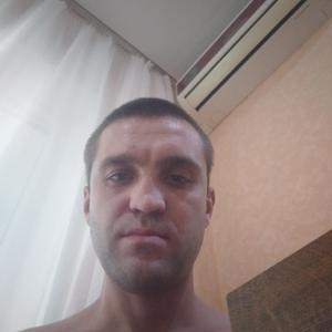 Юрий, 36 лет, Камышин