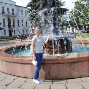 Девушки в Саранске: Elena, 40 - ищет парня из Саранска