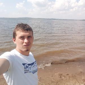 Парни в Красноуфимске: Максим, 24 - ищет девушку из Красноуфимска