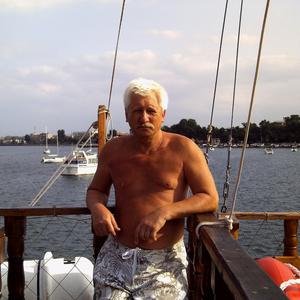 Парни в Санкт-Петербурге: Дмитрий, 68 - ищет девушку из Санкт-Петербурга