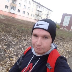 Парни в Вольске: Даниил, 33 - ищет девушку из Вольска