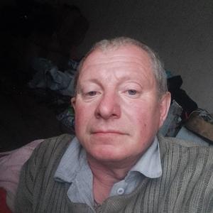 Виктор, 58 лет, Новосибирск