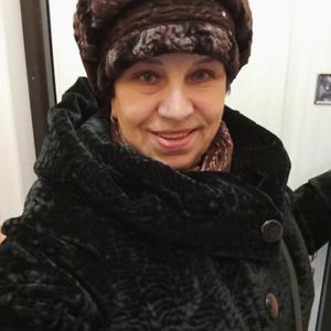 Девушки в Челябинске: Зоя, 49 - ищет парня из Челябинска
