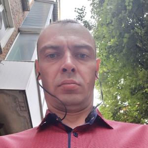 Виталий, 42 года, Узловая