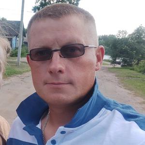 Парни в Гдове: Виталий, 43 - ищет девушку из Гдова