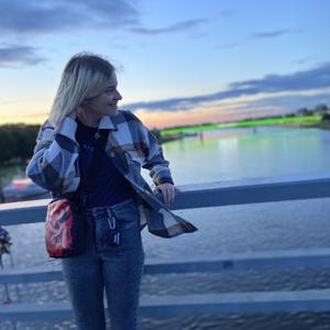 Девушки в Мурманске: Дарья, 19 - ищет парня из Мурманска